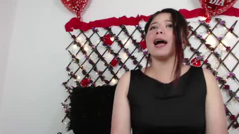 isabella_jaramillo online show from June 6, 8:04 pm