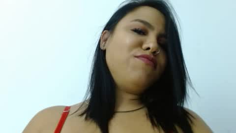 Isabella velvet online show from June 3, 2:18 pm