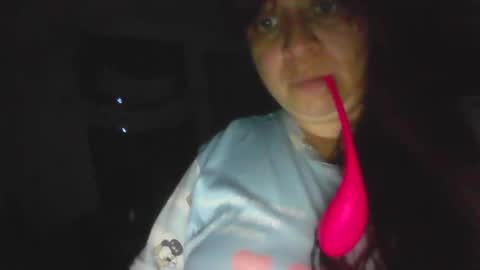 isabellaa_hills_ online show from January 7, 1:09 am