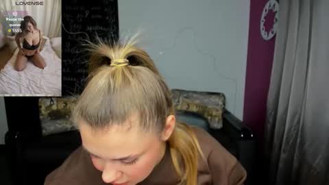 isabellabler online show from December 4, 12:51 pm