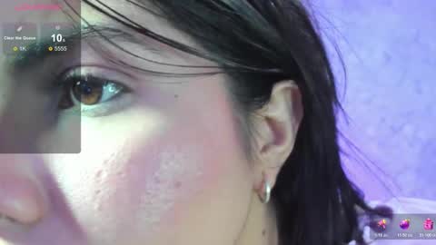 Instagram soybella01  online show from February 19, 9:24 pm