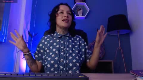 Isabella Montier online show from March 4, 12:18 am