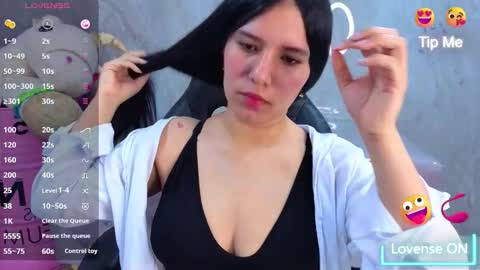 Isa  online show from February 8, 12:53 pm