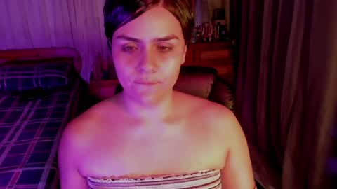 Isabella online show from August 10, 3:10 am