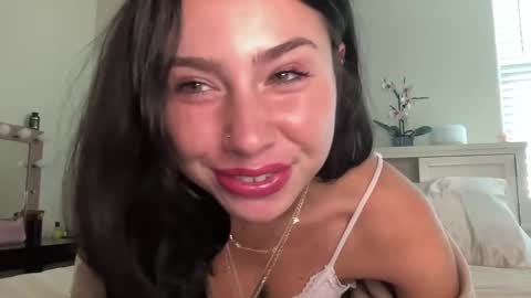 Snapshot of isabellekinsley chatting on September 30, 12:16 am isabellekinsley online show from September 30, 12:16 am