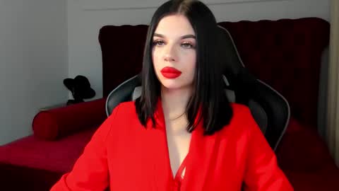 isabellevale online show from October 16, 7:05 pm