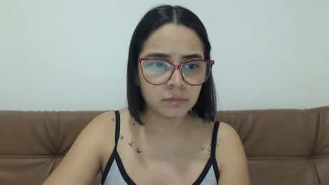 Snapshot of isemma chatting on October 8, 3:22 am Emma online show from October 8, 3:22 am