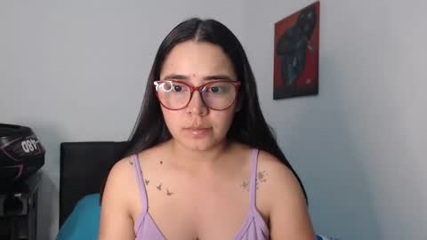 Snapshot of isemma chatting on March 3, 2:44 am Emma online show from March 3, 2:44 am