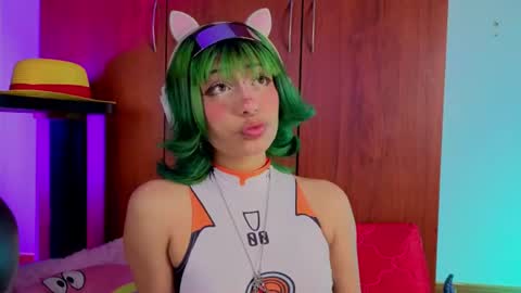 Isisjones18 online show from June 17, 12:28 pm