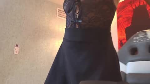 Snapshot of isla_stoones chatting on October 14, 8:00 pm isla stoones online show from October 14, 8:00 pm
