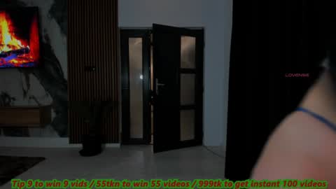 Issy online show from January 29, 8:35 pm