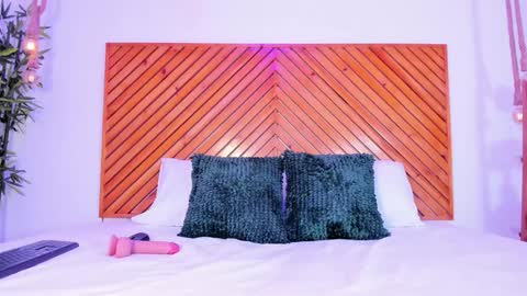 Issa online show from December 19, 5:18 pm