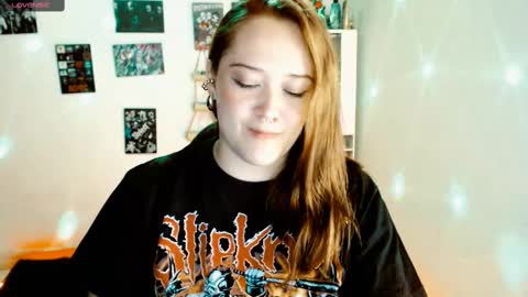 Yiz online show from February 24, 3:42 am