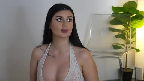 Kendra online show from May 2, 3:04 pm