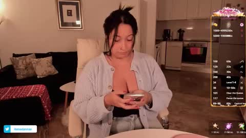 Itsmedannax   online show from January 15, 6:58 pm