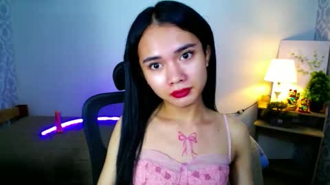 Snapshot of itsmeloveypinay chatting on October 9, 6:34 pm itsmeloveypinay online show from October 9, 6:34 pm