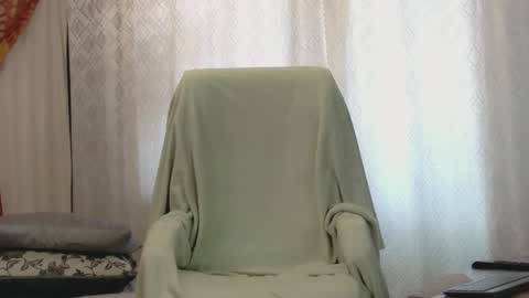 Snapshot of ivettasplash chatting on October 11, 2:27 am IrennaSplash online show from October 11, 2:27 am