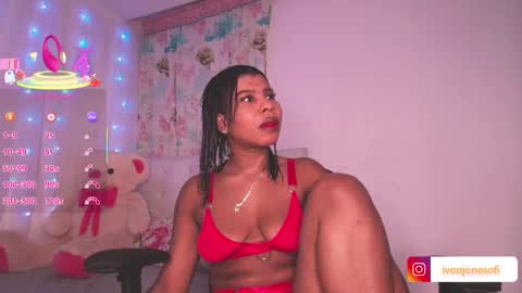  Ivon  Miss Jones  online show from October 22, 3:00 am