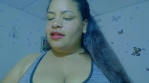 ivydesouza online show from July 7, 2:36 am
