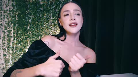 Miss Ivy online show from January 28, 6:39 pm