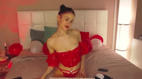 IZIE CARTER online show from February 14, 6:59 am