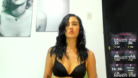 Snapshot of izzy_cum chatting on March 9, 12:53 pm Izzy online show from March 9, 12:53 pm