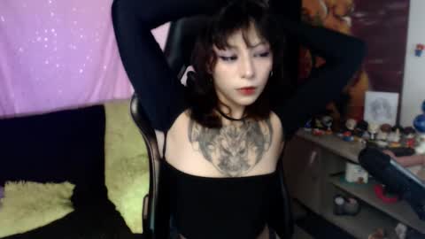 jade 18  online show from March 5, 6:31 am