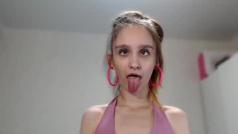 Snapshot of jackie__morgan chatting on December 26, 1:21 pm jackie__morgan online show from December 26, 1:21 pm