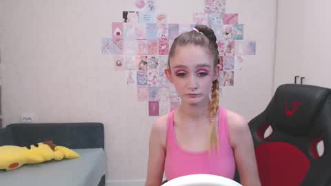 Snapshot of jackie__morgan chatting on March 10, 9:12 am jackie__morgan online show from March 10, 9:12 am