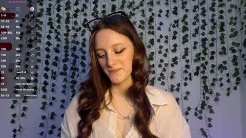 Lisa online show from February 15, 12:04 pm