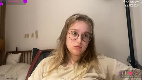 jacywinslat online show from February 22, 4:19 pm