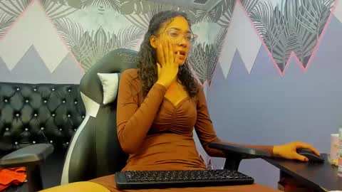 Jade Greeyy  online show from November 16, 8:27 am