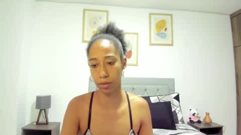 Snapshot of jade_obi chatting on September 12, 3:30 pm Jade smile online show from September 12, 3:30 pm
