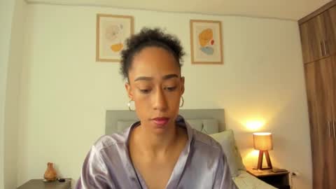 Jade smile online show from October 25, 3:19 pm