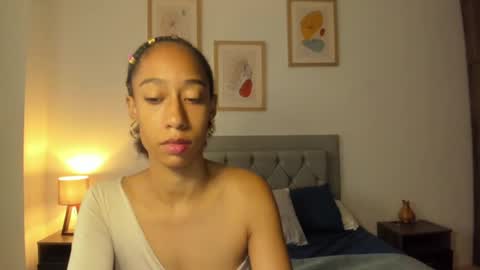 Jade smile online show from October 21, 3:38 pm