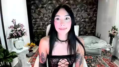 Snapshot of jade_porn chatting on December 13, 11:13 am Jade independent model online show from December 13, 11:13 am