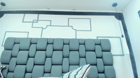 Jade  online show from January 14, 1:28 pm