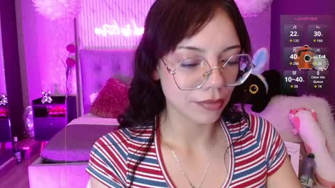 JADE online show from April 6, 8:43 pm