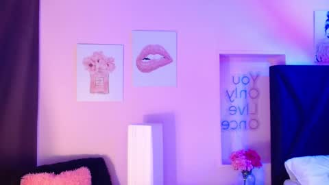 JADE online show from September 13, 4:09 am