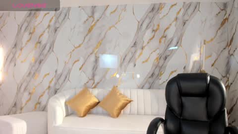 JADE EVANS online show from January 29, 6:07 pm