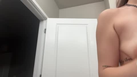 Jade james online show from November 18, 2:23 am