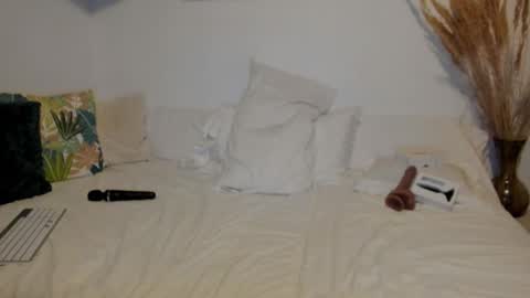 elena online show from February 23, 2:56 am