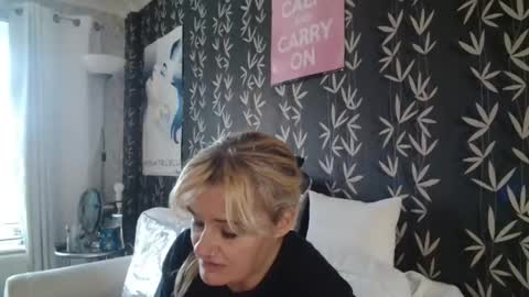 Snapshot of jakkilouise chatting on September 11, 4:51 pm JAKKI LOUISE pornstar online show from September 11, 4:51 pm