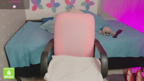 Jane Atwood online show from November 18, 2:07 pm