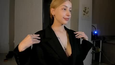 Jane online show from February 27, 9:04 pm