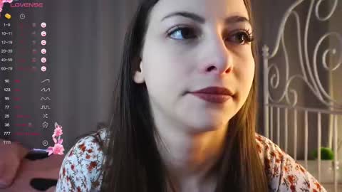 Jennifer  online show from February 24, 5:09 am