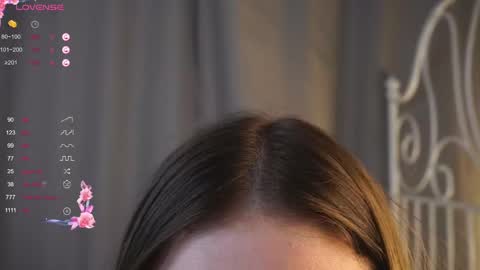 Jennifer  online show from February 18, 2:06 pm