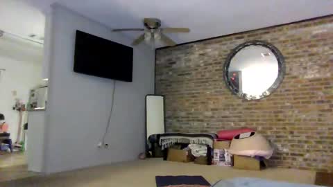 MaggieJane online show from February 19, 3:39 am