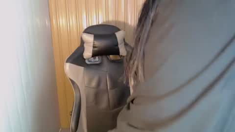 janicaslut_18 online show from April 20, 1:19 am