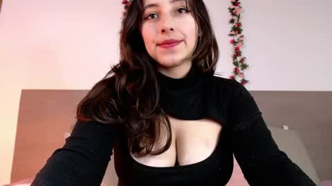 janna_sofias online show from July 12, 10:43 pm